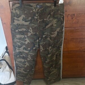 Camo Straight-Leg Pants - Olive Camo